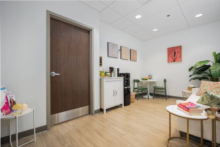 1-web-or-mls-Dr. Laura Valle - 625 Africa Rd-1