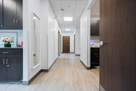 25-web-or-mls-Dr. Laura Valle - 625 Africa Rd-25
