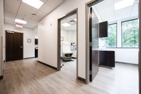 28-web-or-mls-Dr. Laura Valle - 625 Africa Rd-28