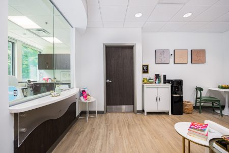 7-web-or-mls-Dr. Laura Valle - 625 Africa Rd-7