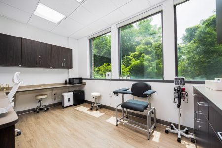 8-web-or-mls-Dr. Laura Valle - 625 Africa Rd-8